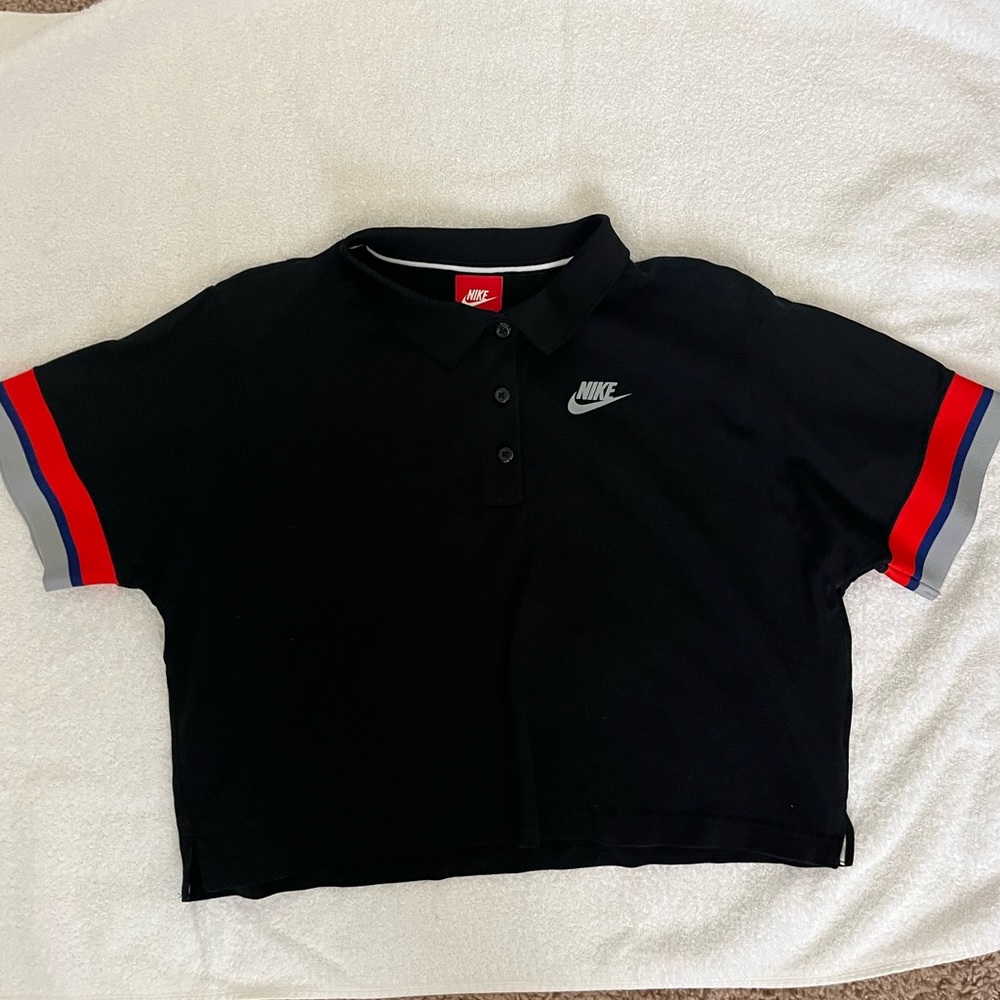 Nike Women's Crop Top